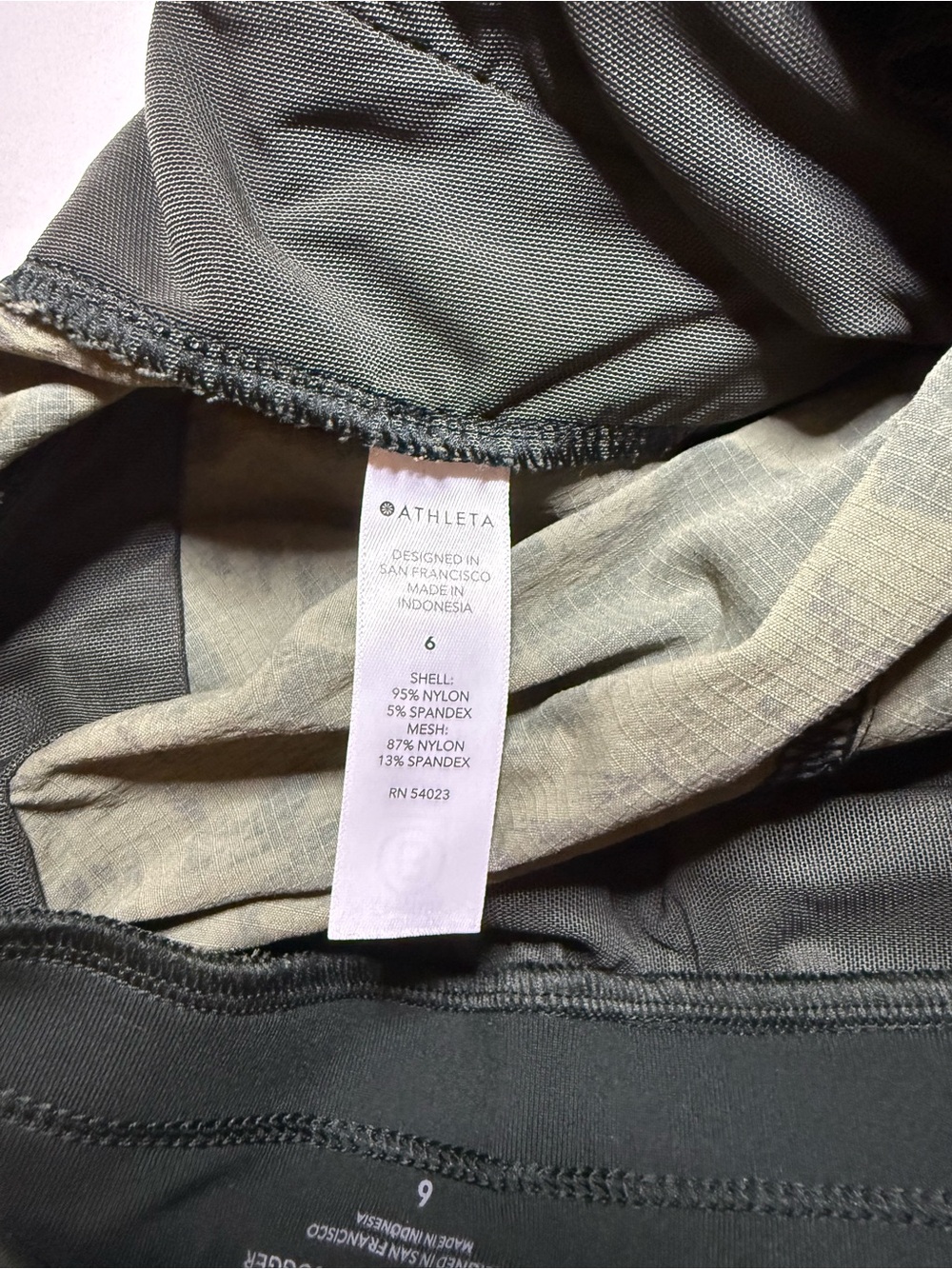 Athleta Olive Floral Drawstring Joggers - Picture 4 of 7